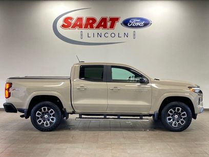 Used 2023 Chevrolet Colorado Z71 w/ Z71 Convenience Package 2
