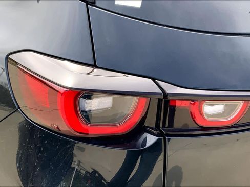 Certified 2025 MAZDA CX-50 AWD 2.5 Hybrid w/ Premium Pkg image 28