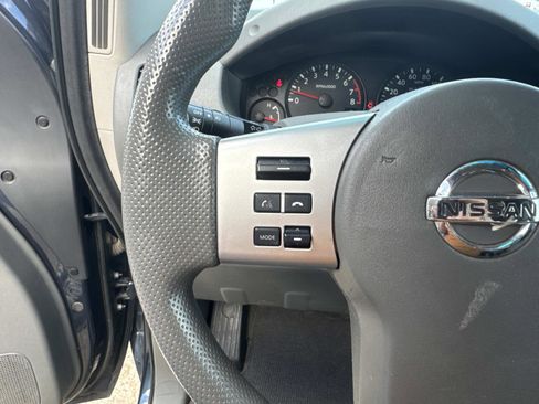 Used 2016 Nissan Frontier SV image 22