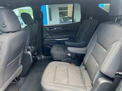 Used 2024 Chevrolet Traverse LT AWD/4WD image 13