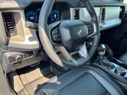 New 2026 Ford Bronco Outer Banks w/ Sasquatch Package AWD/4WD image 13