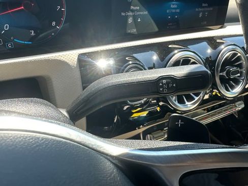 Used 2022 Mercedes-Benz CLA 250 image 30