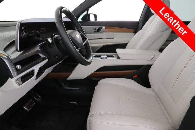 Used 2026 Cadillac Vistiq Sport w/ LPO, Floor Liner Package AWD/4WD image 16