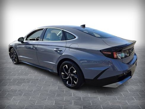 Used 2025 Hyundai Sonata SEL FWD image 5