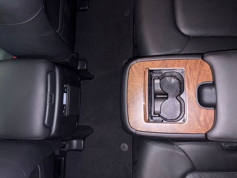 Used 2024 Nissan Armada SL w/ Captain's Chairs Package image 51