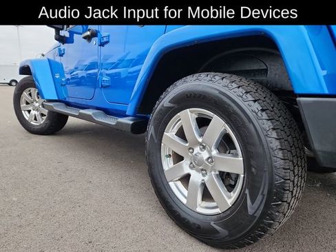 Used 2015 Jeep Wrangler Unlimited Sahara w/ Max Tow Package image 17