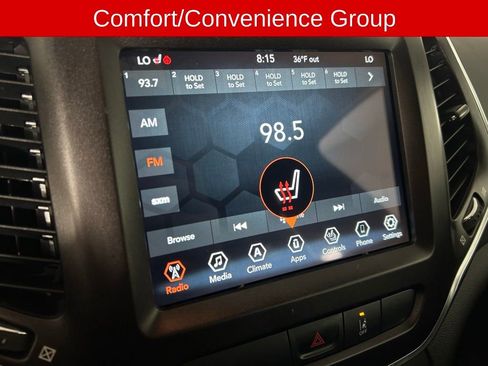 Used 2022 Jeep Cherokee Trailhawk w/ Comfort/Convenience Group image 4