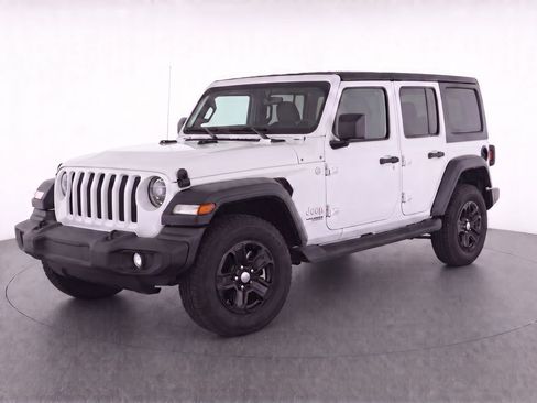 Used 2018 Jeep Wrangler Unlimited Sport S AWD/4WD image 3
