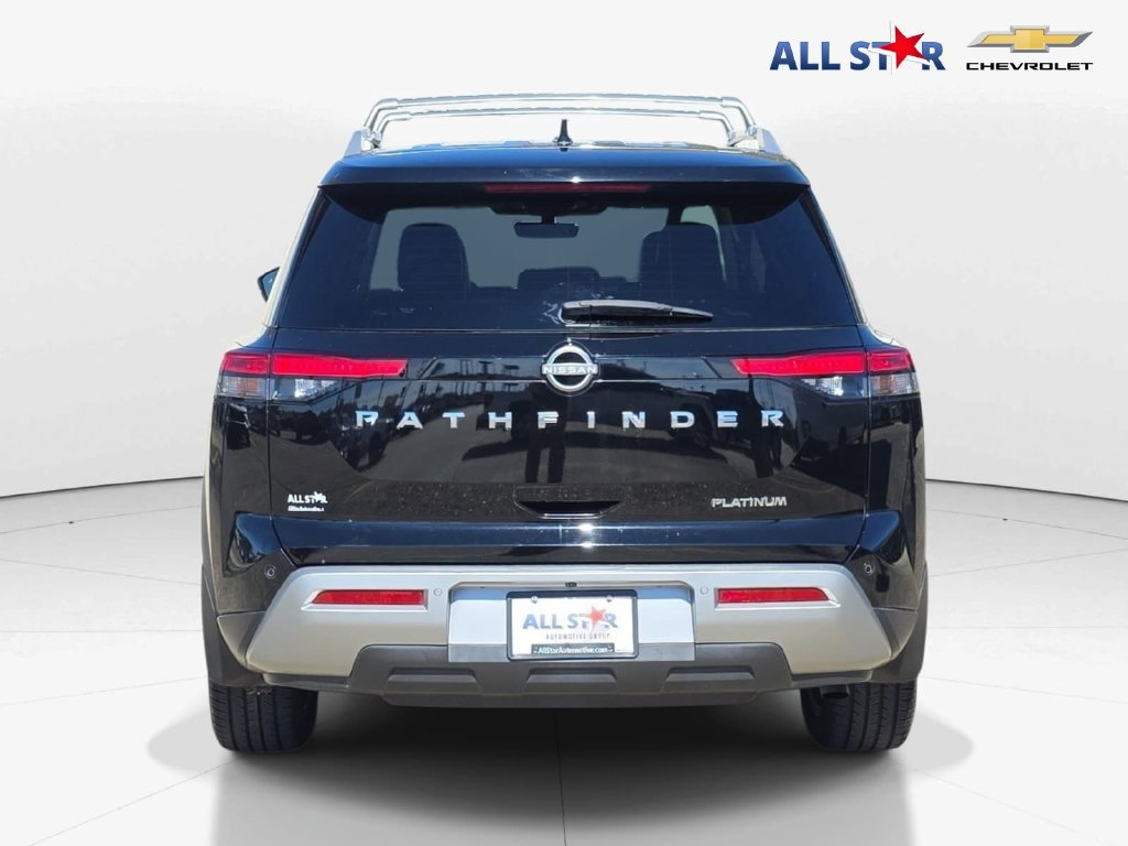 Used 2023 Nissan Pathfinder Platinum w/ Cargo Package FWD image 4