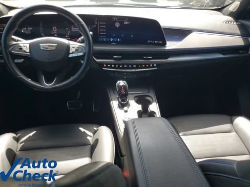 Used 2024 Cadillac XT4 Sport FWD image 15