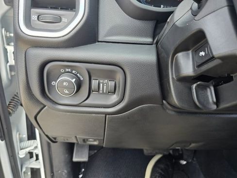 Used 2024 RAM 2500 Laramie AWD/4WD image 22