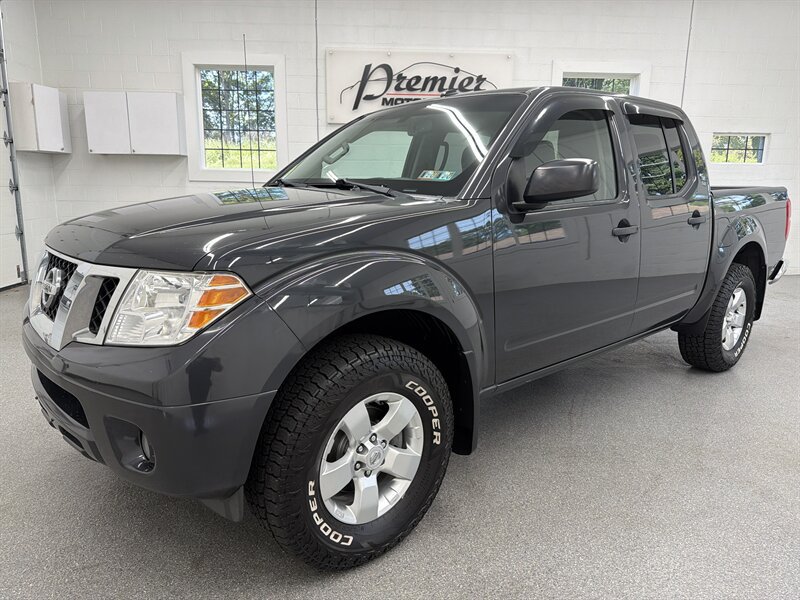 Used 2013 Nissan Frontier SV w/ SV Value Truck Pkg AWD/4WD image 1