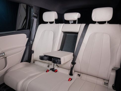 New 2026 Mercedes-Benz GLB 250 image 26