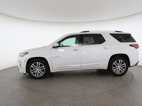 Used 2024 Chevrolet Traverse High Country image 6