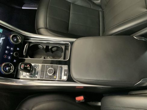 Used 2018 Land Rover Range Rover Sport HSE AWD/4WD image 27
