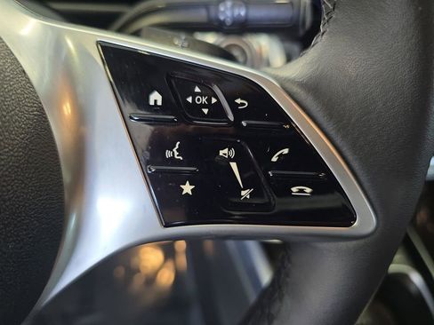 Certified 2025 Mercedes-Benz GLB 250 image 20