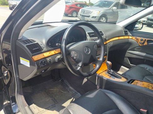 Used 2006 Mercedes-Benz E 350 Sedan image 9