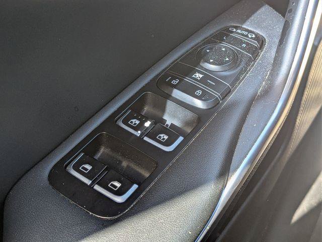 Used 2018 Kia Stinger GT2 AWD/4WD image 28
