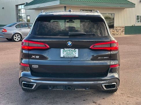 Used 2019 BMW X5 xDrive50i w/ M Sport Package AWD/4WD image 39