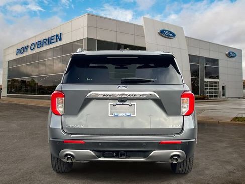 Certified 2024 Ford Explorer Limited w/ Equipment Group 301A AWD/4WD image 4