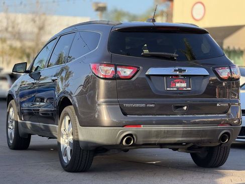 Used 2017 Chevrolet Traverse Premier image 7