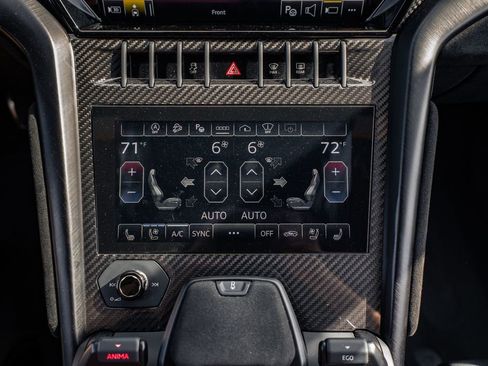 Used 2024 Lamborghini Urus Performante image 33