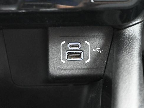Used 2022 Jeep Compass Limited w/ Sun and Sound Group AWD/4WD image 19