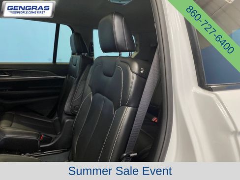 Used 2023 Jeep Grand Cherokee L Limited AWD/4WD image 27