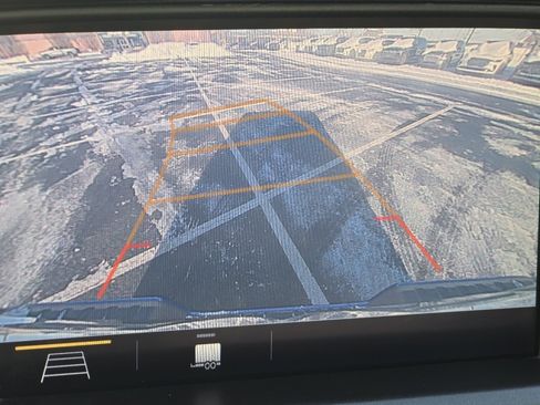 Used 2022 GMC Canyon Elevation w/ Elevation Premium Package image 5