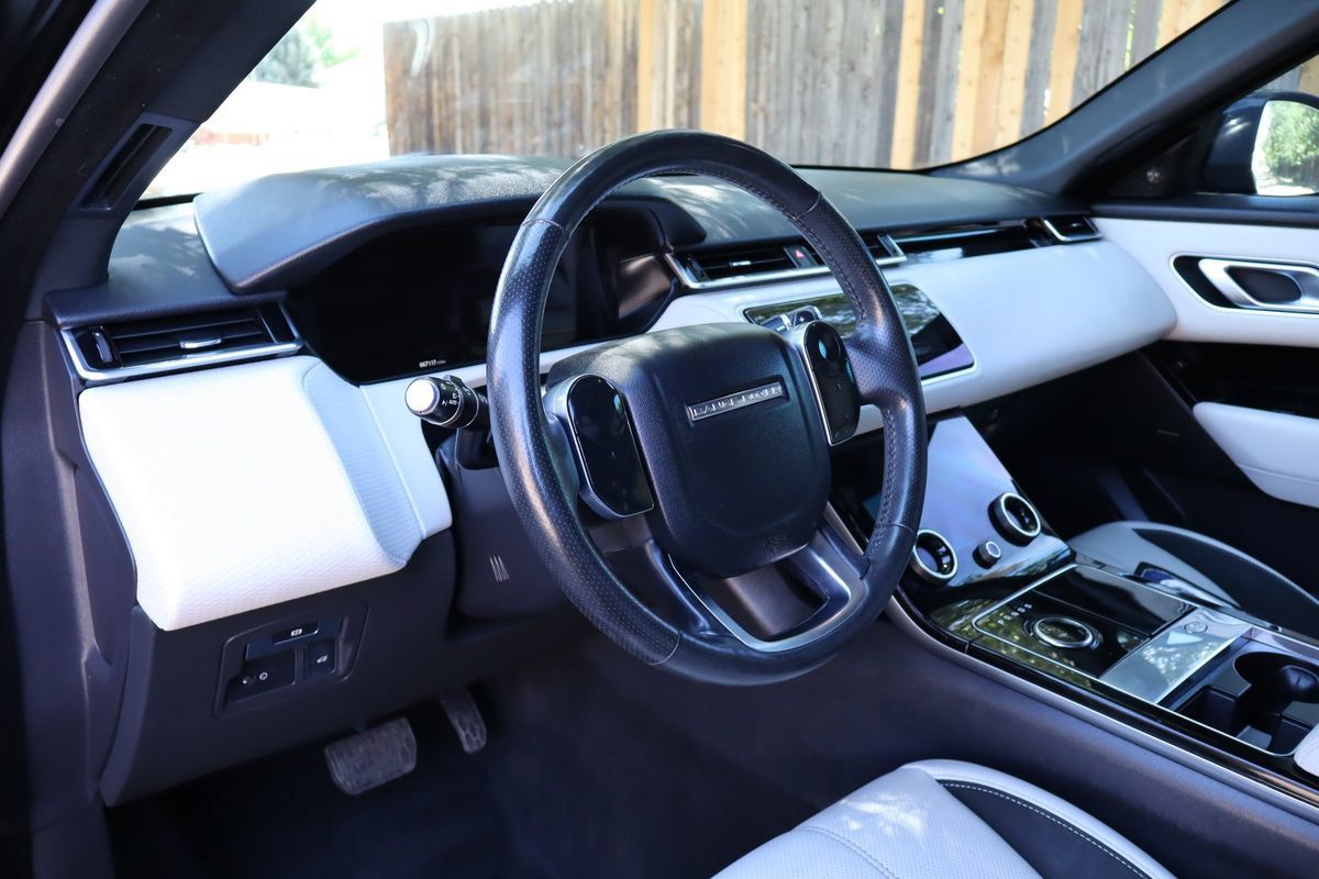 Used 2020 Land Rover Range Rover Velar S AWD/4WD image 15