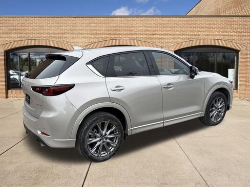 Used 2025 MAZDA CX-5 AWD 2.5 S w/ Premium Plus Pkg image 3