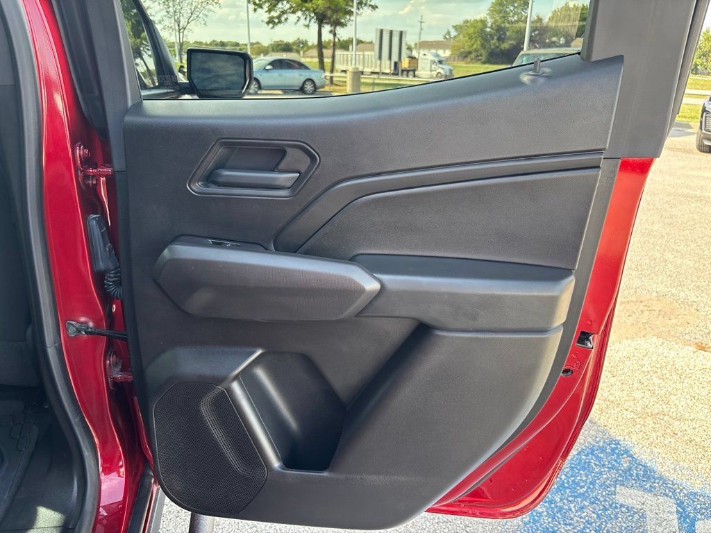 Used 2026 Chevrolet Colorado Trail Boss AWD/4WD image 17