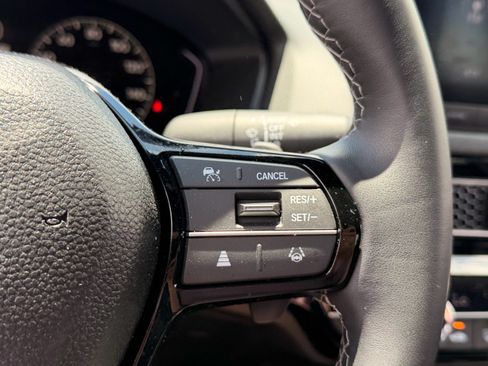 Used 2025 Honda Civic Sport image 16