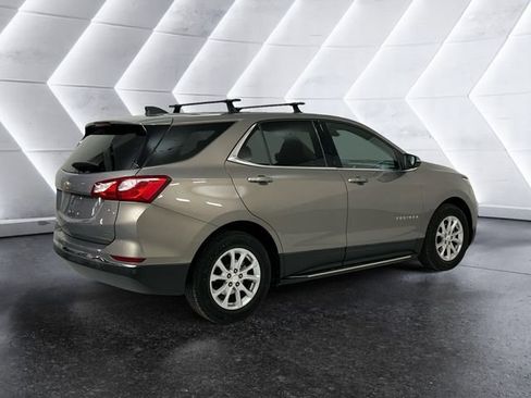 Used 2018 Chevrolet Equinox LT image 4
