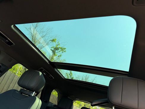 Certified 2025 Land Rover Range Rover Sport Dynamic SE image 27