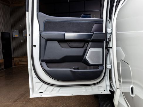 Used 2026 Ford F250 Platinum image 38