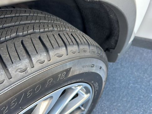 Used 2022 Lincoln Corsair FWD image 34