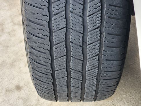 Used 2023 Cadillac Escalade ESV Sport w/ LPO, ONYX Package image 10