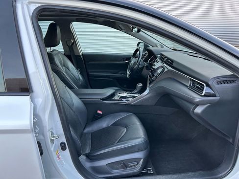 Used 2019 Toyota Camry XSE w/ Driver Assist Package image 40