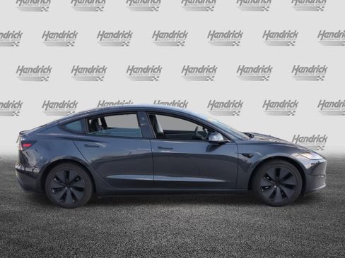 Used 2025 Tesla Model 3 image 11