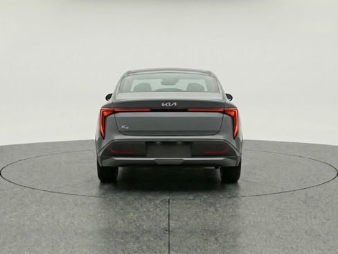 Used 2025 Kia K4 LXS image 7