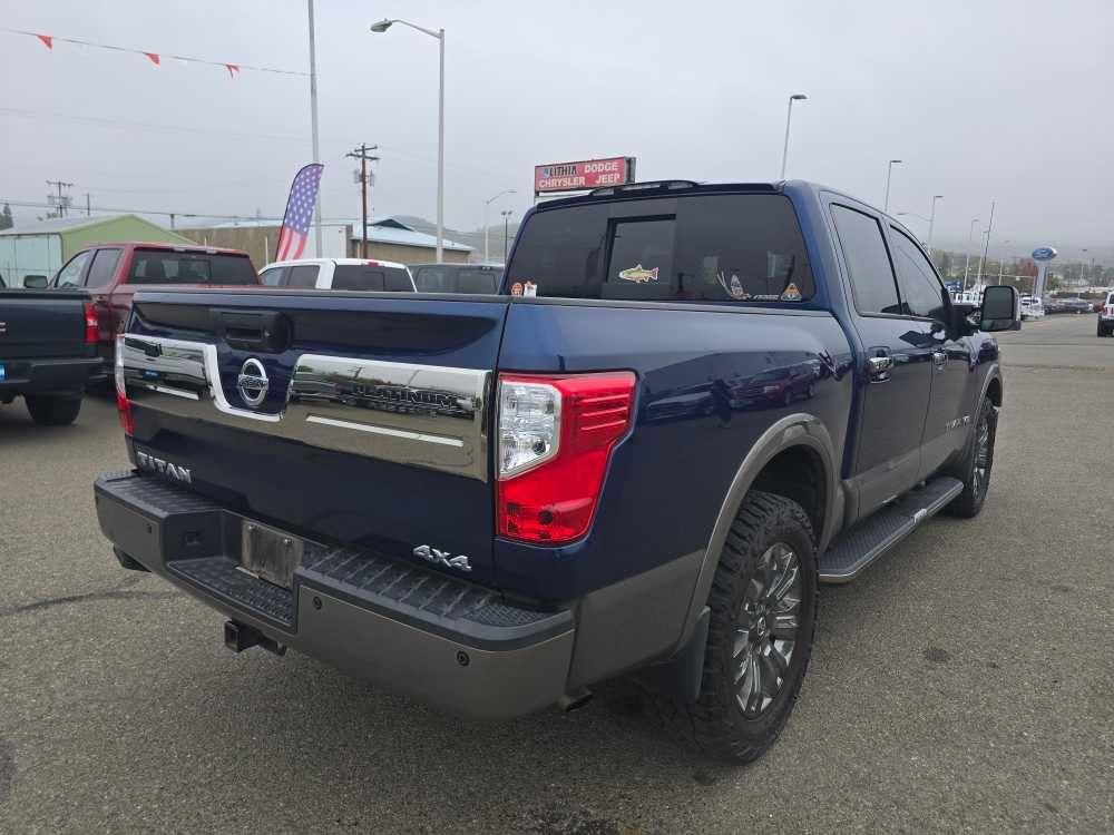 Used 2018 Nissan Titan Platinum Reserve w/ Platinum Utility Package AWD/4WD image 3