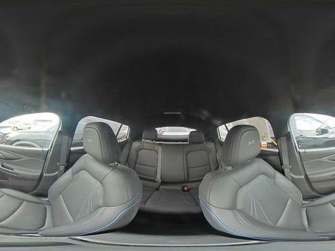 Used 2025 Buick Envista Sport Touring FWD image 40