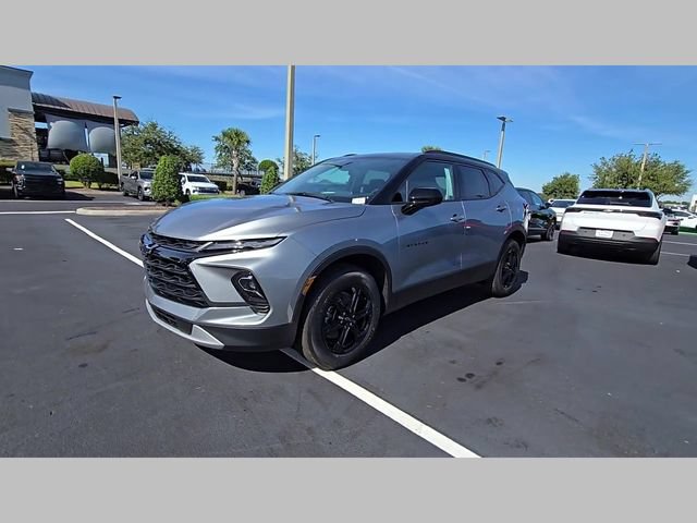 New 2026 Chevrolet Blazer LT w/ Midnight/Sport Edition FWD image 24