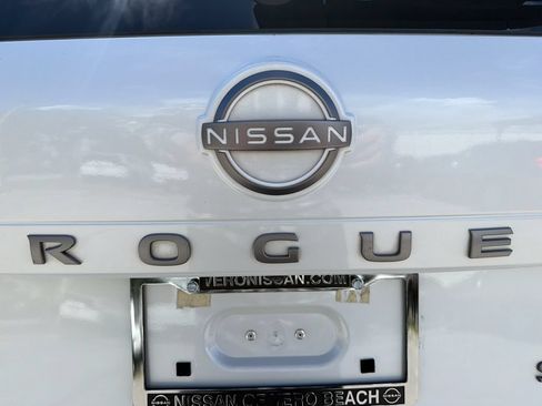 Certified 2024 Nissan Rogue SV AWD/4WD image 9
