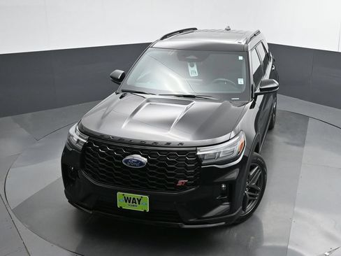 Used 2026 Ford Explorer ST AWD/4WD image 45