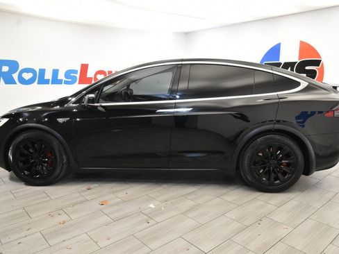 Used 2016 Tesla Model X 90D image 2