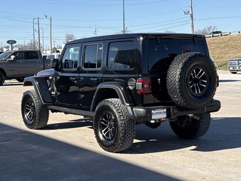 Used 2024 Jeep Wrangler Unlimited Rubicon image 10