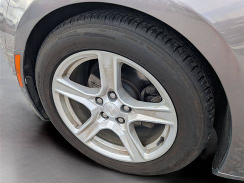Used 2020 Chevrolet Camaro LT RWD image 30
