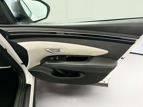 Used 2024 Hyundai Tucson Limited AWD/4WD image 33